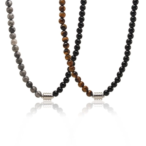 Collier en perles de jaspe naturel et obsidienne avec fermoir magnétique cylindrique