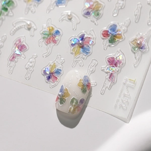 3D Embossed Nail Art Stickers Iridescent Holographic Floral Four Leaf Clover Design With Faux Artificial Pearl Manicure Decals