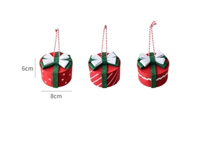 Three red and green felt Christmas gift box ornaments with size details 6x8cm
