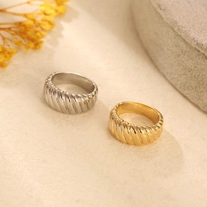 Vintage Wide Band Ring 18K Gold Plated Stainless Steel Croissant Spiral Diagonal Texture Retro Style Jewelry Men Women