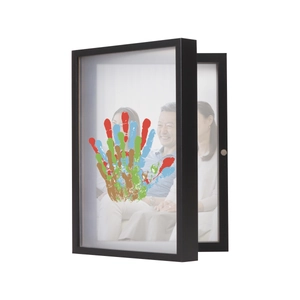 Cornice nera magnetica con arte di impronte e foto di famiglia per decorazione casa