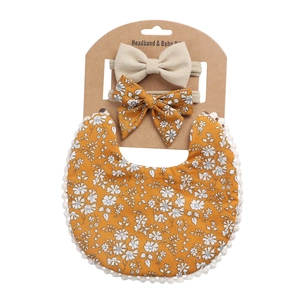 Baby Baumwolle Lätzchen und Schleife Stirnband Set in Ingwergelb im Boho-Stil