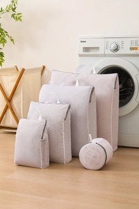 Detailed set of 5 durable honeycomb mesh laundry bags with handles and grey zipper trim