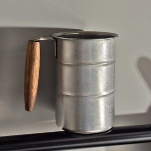 Industrial vintage 304 stainless steel beer mug with snowflake finish and wooden handle