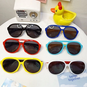 Kids Aviator Sunglasses UV400 Protection Fashionable Plastic Eyewear For Boys Girls Toddler Sunshades Multi Colors