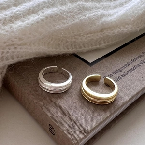 Minimalist S925 sterling silver open rings in gold and silver with triple ribbed texture