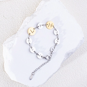 Bracciale a catena minimalista in acciaio al titanio con ciondoli tondi oro e argento