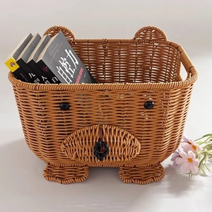 Simpatico cesto portaoggetti intrecciato a forma di orso per scrivania e decorazioni