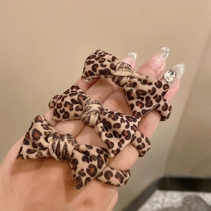 Elastic seamless leopard print bow hair ties set for women in brown and beige tones
