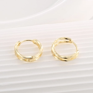 Elegant 14K gold plated S925 silver twisted hoop earrings with minimalist hollow design
