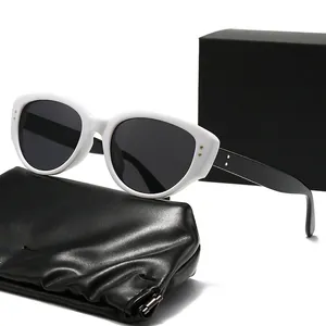 Retro Cat Eye Sunglasses For Women Men Fashion UV400 Protection PC Frame Contrast Color With Metal Rivets Decor