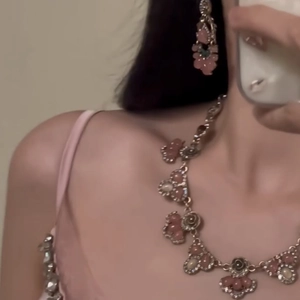 Vintage Palatial Flower Necklace And Earrings Jewelry With Resin Rhinestone Alloy Silver Earring Post For Women