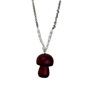 Collier ethnique avec pendentif champignon, perles de cristal et perles blanches