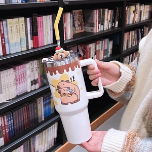 Capybara insulated bottle with straw and 3D character lid, white and brown steel flask