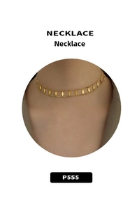 Detail of 18k gold plated double-layer geometric rhombus pendant choker necklace