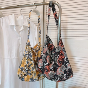 Floral print cotton tote bags for women with large capacity and wide shoulder straps