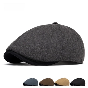 Men's retro herringbone newsboy cap with wool blend fabric and fleece lining