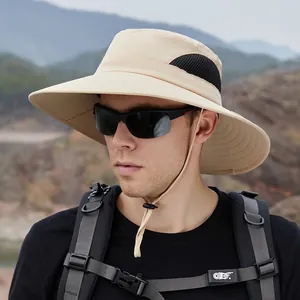 Cappello da sole da uomo a tesa larga con rete traspirante e laccetto regolabile