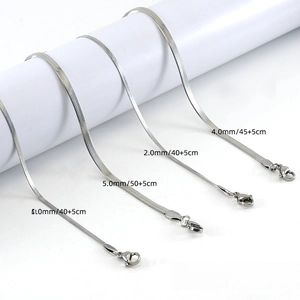 Detailed comparison of four widths of silver stainless steel blade chains with lobster clasp
