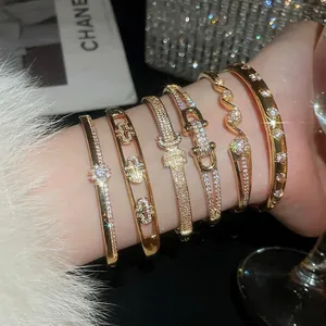 Bracelet Jonc Géométrique À Charnière Cuivre Plqué Or Zircone Cubique Luxe Mode Minimaliste Élégant Bijoux Femmes Cadeau