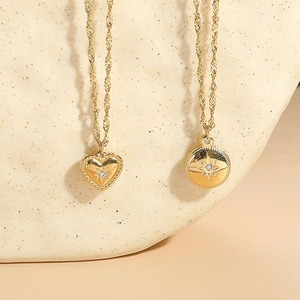 Starburst Engraved Heart Round Coin Pendant Necklace Titanium Steel With Rhinestone Gold Plated Women Jewelry