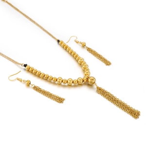 Set collana con perline dorate e orecchini a frangia in acciaio inossidabile lucido