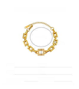 Detail view of gold stainless steel link chain with zircon dimensions and weight specs