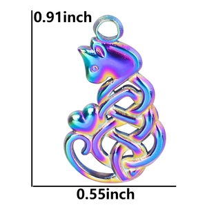Rainbow cat heart pendant details with dimensions of 0.91 x 0.55 inches for DIY necklaces