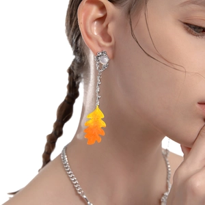 Boucles d'oreilles feuille d'érable avec pendentif dégradé orange style automne