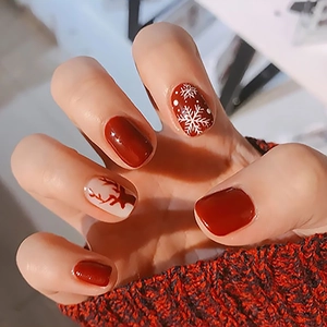 Christmas Reindeer Snowflake Press On Nails For Women Short Fake Nails With Glue Elegant Festive Winter Nail Art Decoration