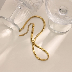 18k gold-plated titanium cuban chain necklace with lobster clasp and extension link