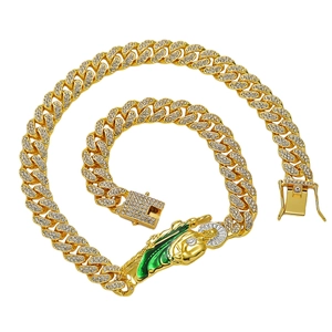 Collier Homme Hip Hop Maillon Cubain Iced Out Pendentif Saint Jude Bijoux Religieux en Alliage Strass Or Argent Plaqué