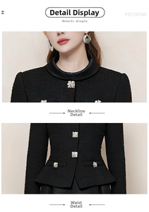 Détails d'une veste en tweed noir avec bordure satinée et boutons en métal argenté