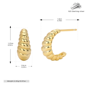 Macro view of gold S925 sterling silver croissant earrings with dimensions and weight info