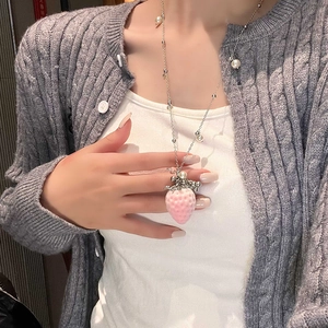 Elegant strawberry pendant necklace with pearls on stainless steel chain for women