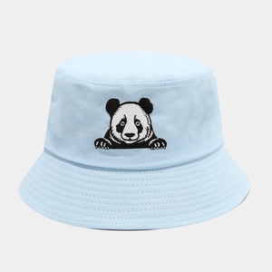 Bob bleu clair en coton avec broderie panda mignonne pour les loisirs et le plein air