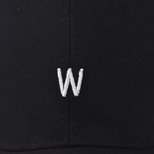 Casquette de baseball en coton noir classique avec broderie 3D de la lettre W blanche