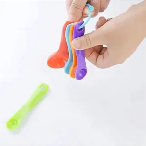 5-piece colorful plastic measuring spoons set with a detachable blue hanging hook ring