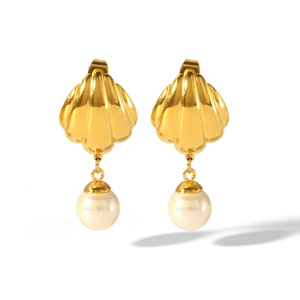 Elegant 18k gold plated stainless steel scallop earrings with white pearl pendants