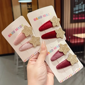 Fermagli per capelli in velluto con stelle glitterate per bambine in rosa e rosso vino