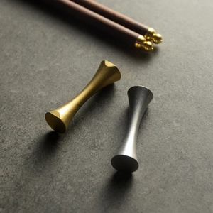 Luxurious 304 stainless steel chopstick rests in gold and silver dumbbell shape
