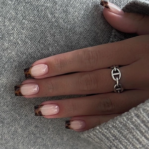 French Leopard Print Press On Nails Square Short Tortoise Shell Pattern False Nails Full Cover Artificial Chic For Women