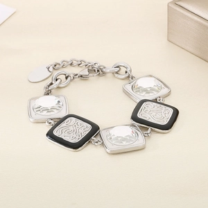 Bracciale in acciaio argento con greca in smalto nero e quadrati di cristallo