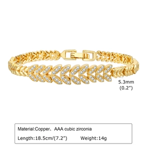 Detailed view of copper zircon bracelet with dimensions 18.5cm length and 5.3mm width