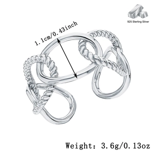 Detailed view of S925 sterling silver interlocking ring with 1.1cm width and 3.6g weight