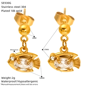 Technical dimensions of crab zircon earrings in waterproof 18k gold plated stainless steel