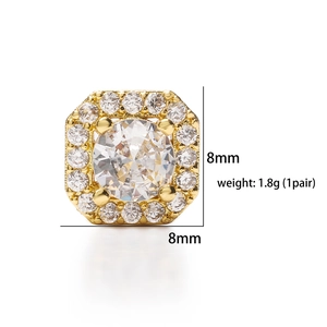 Orecchini a perno quadrati dorati geometrici con micro-pavé di zirconi e gemme da 8mm