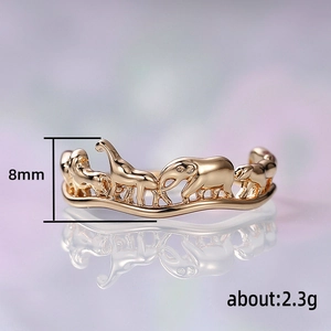 Golden circus animal relief ring with giraffe and elephant motifs 8mm adjustable open band