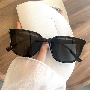 Classic black oversized square sunglasses with premium resin frames for sun protection