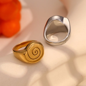 Chic 18K gold and silver plated stainless steel spiral rings in a polished finish